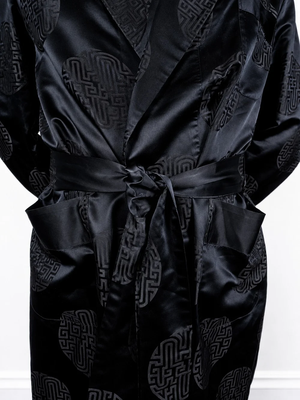 Rare Vintage 1950's Mark Cross Black Silk Jacquard Smoking Robe Hong Kong Luxe L